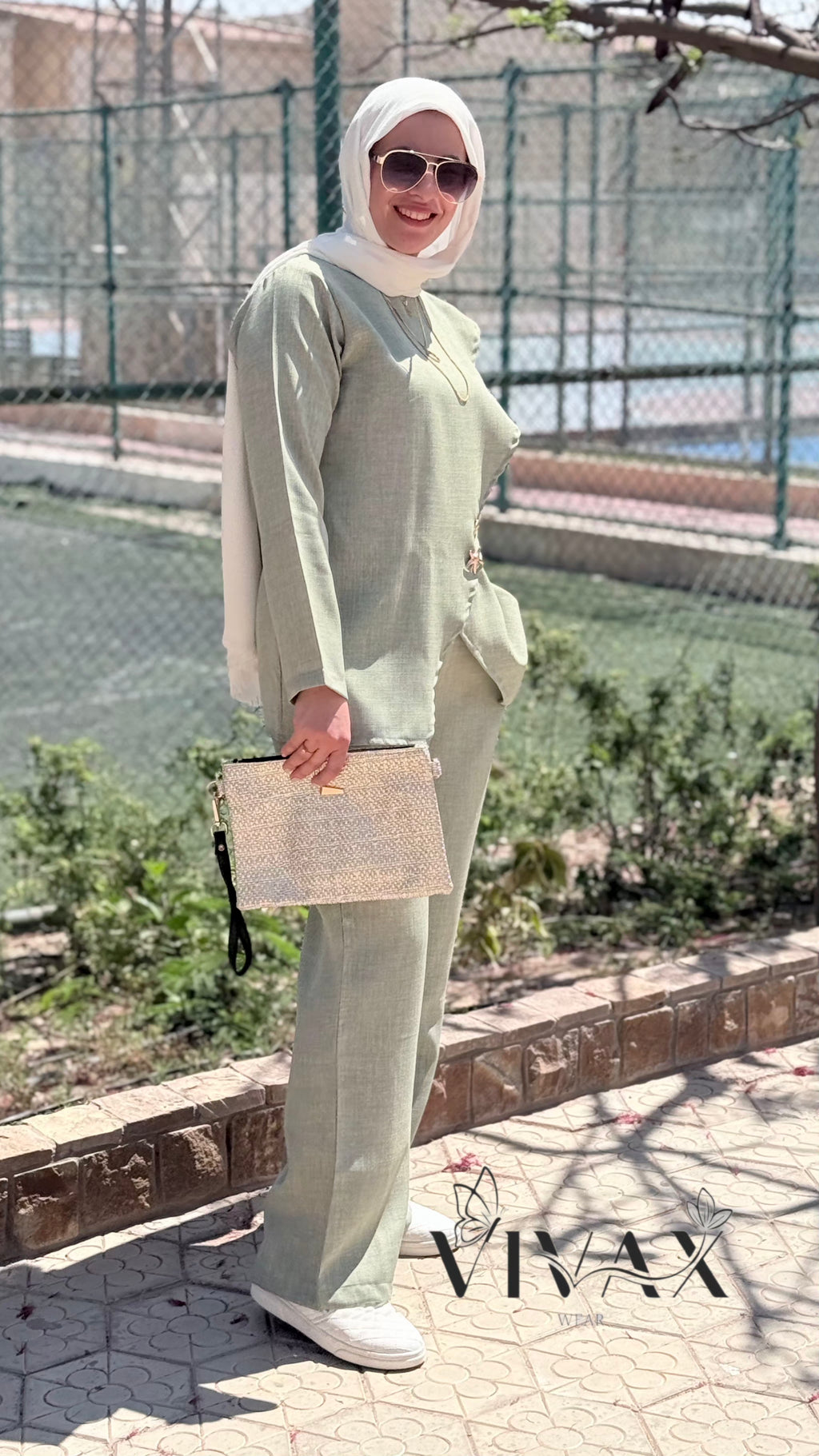 "MENT ( نسيم )" Suit