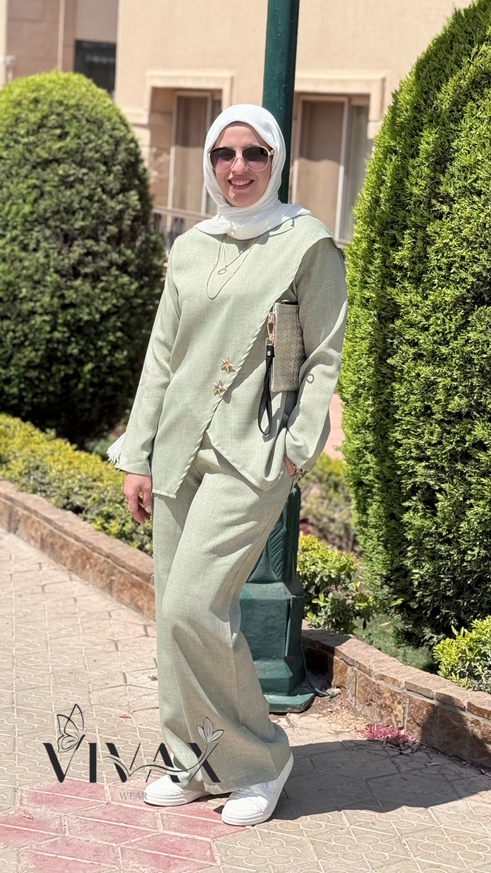 "MENT ( نسيم )" Suit