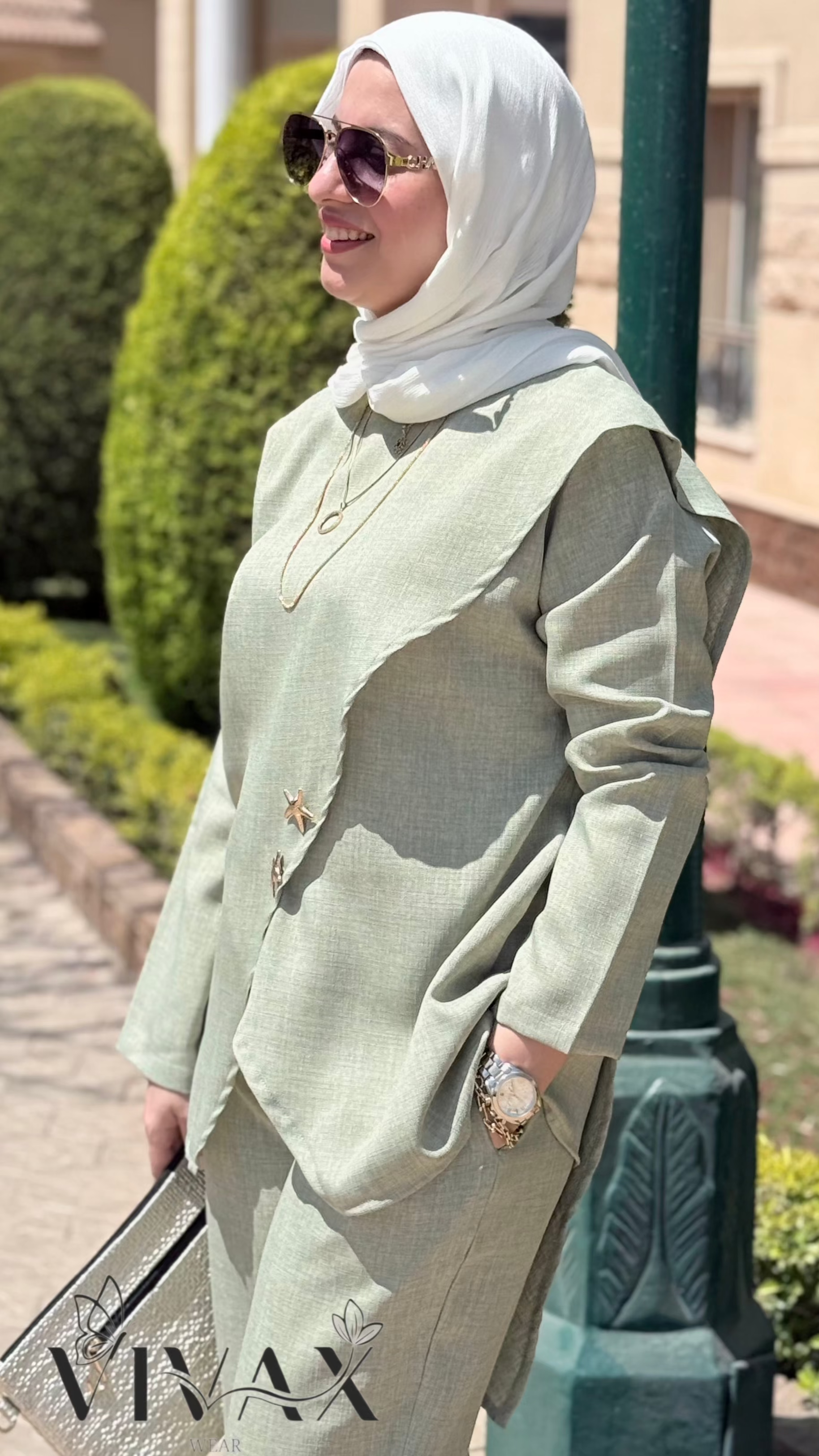 "MENT ( نسيم )" Suit