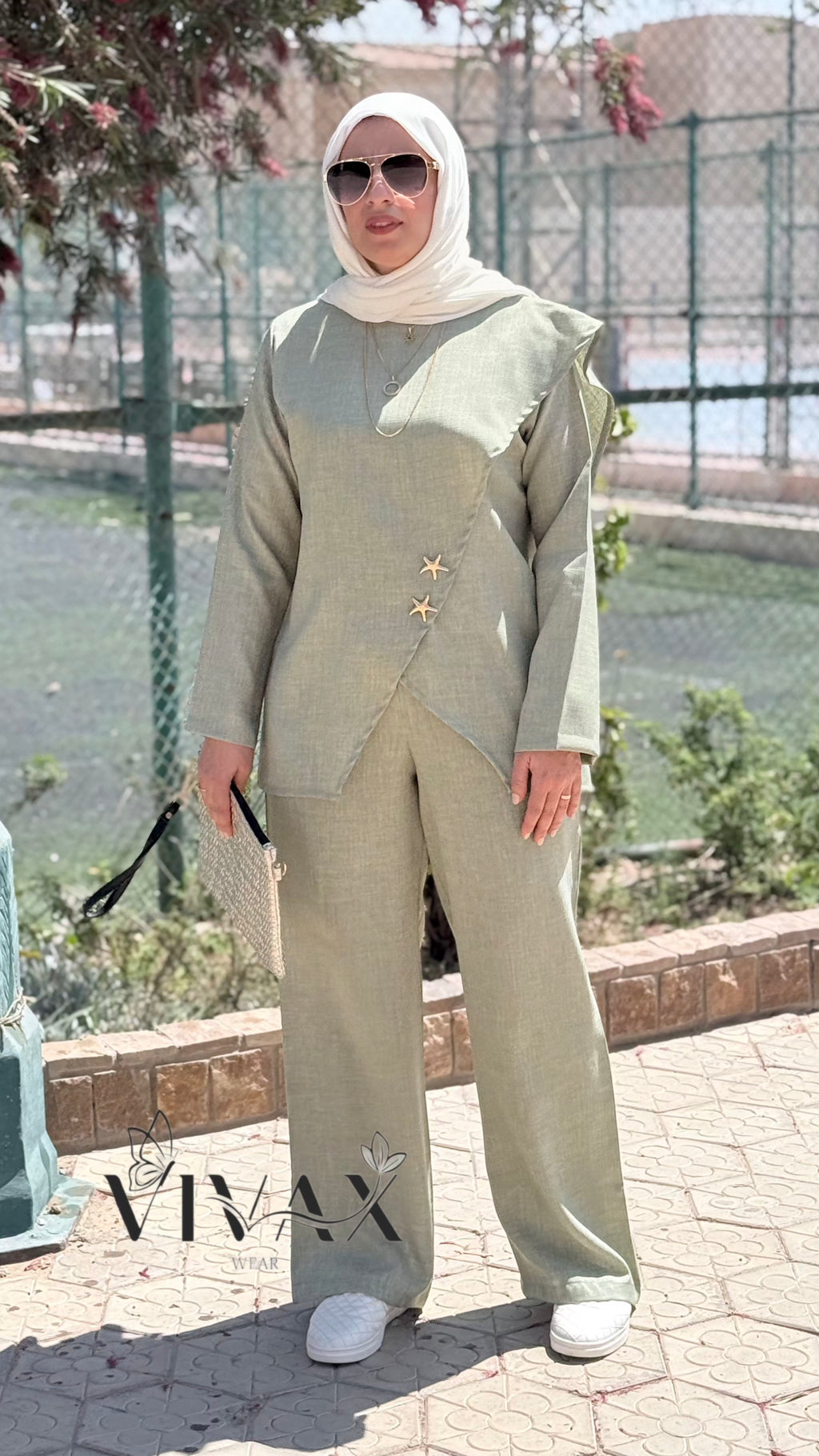 "MENT ( نسيم )" Suit