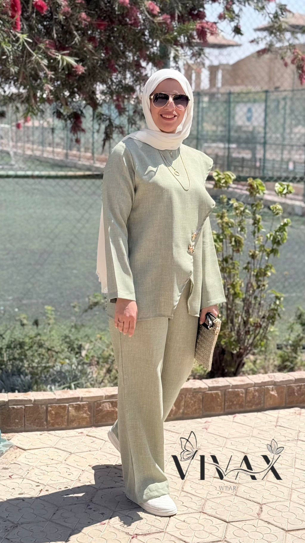 "MENT ( نسيم )" Suit